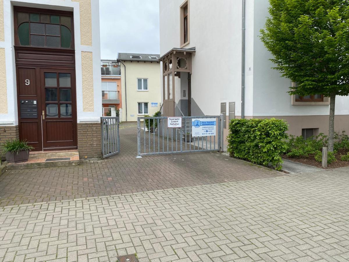 Haus Seewind Warnemuende Rostock Exterior foto